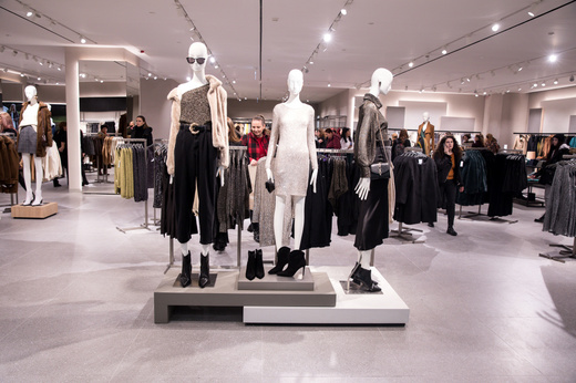 Retailerul spaniol de fashion Mango se extinde în România