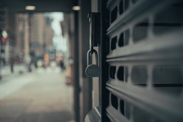 Coronavirus: Pierderi de 40 miliarde euro în retailul non-alimentar din Germania pe fondul pandemiei. “Criza sapă gropi adânci în cazul multor retaileri." Perspectiva în retail și e-commerce, la Videoconferința Profit.ro
