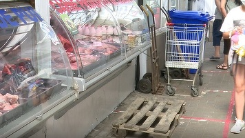 VIDEO Piață din București, închisă din cauza nerespectării regulilor de prevenire a răspândirii COVID-19