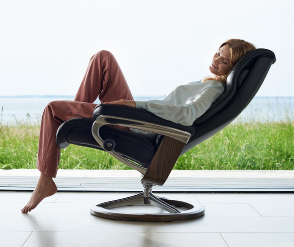 Cele mai confortabile scaune și fotolii din lume, de la Stressless, la SensoDays în Showroom