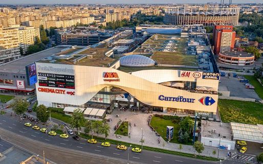 ANALIZĂ Românii s-au întors la malluri. Marii proprietari raportează un impact scăzut al COVID-19 asupra afacerilor. Puține contracte rezilitate și încasări amânate