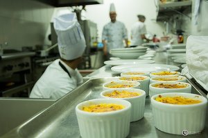 Piața de food&drinks service se pregătește pentru o revenire "cu adevărat în V", la nivel dublu. “Industria nu poate să scadă mai jos de atât.”