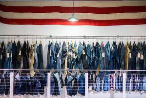 Pandemia a ''ucis'' moda blugilor strâmți, afirmă CEO-ul companiei Levi Strauss