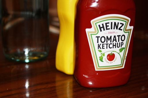 Kraft Heinz avertizează că vor exista presiuni asupra marjei sale de profit din cauza prețurilor mai mari ale ingredientelor