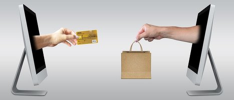 Antreprenori români cu magazine fizice au lansat magazine online deși nu erau incluse în planul de business. ”Pandemia ne-a demonstrat că putem cumpăra online orice, așadar vor apărea tot mai multe magazine nișate, mai mici."