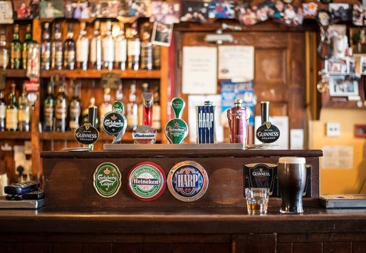 Efectele Brexit: Pub-uri britanice celebre încep să rămână fără bere