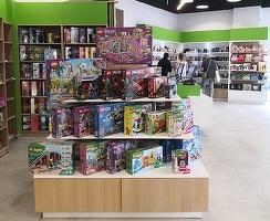 Elefant.ro și-a continuat creșterea în primul semestru din acest an. Compania vrea să ajungă la 50 de showroom-uri în următorii ani