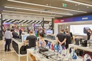 eMAG se extinde în Grecia