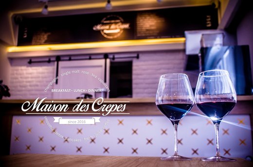 Maison des Crepes se extinde