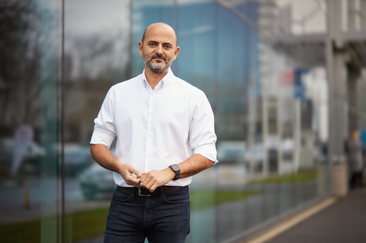 Rohlik îl numește pe Tomáš Chadzivasilis CEO al sezamo.ro, cel mai nou jucător din retailul online alimentar în România