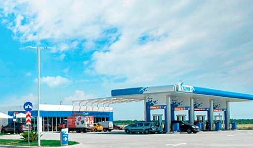 UPDATE Ce a găsit Protecția Consumatorilor în controalele declanșate simultan la benzinăriile Lukoil și Gazprom din România, dar și la alte magazine aparținând unor firme rusești