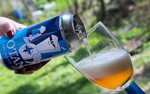 VIDEO O fabrică de bere finlandeză a lansat o nouă bere pentru a sărbători cererea Helsinkiului de aderare la NATO. Peste 2.000 de beri vândute pe zi