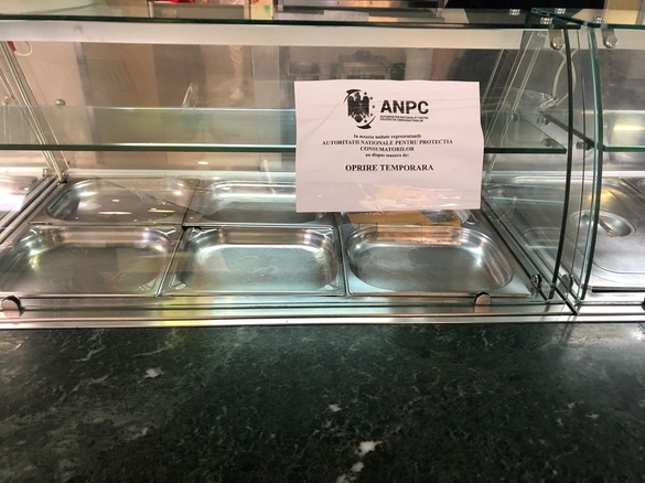 FOTO Controale ANPC în centrul comercial Promenada: alimente expirate, spații murdare și diferență între prețul la raft și cel de la casa de marcat