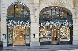 VIDEO Nou jucător - Brandul de lux francez Guerlain, cu Angelina Jolie ca ambasadoare, vine cu magazin propriu în România