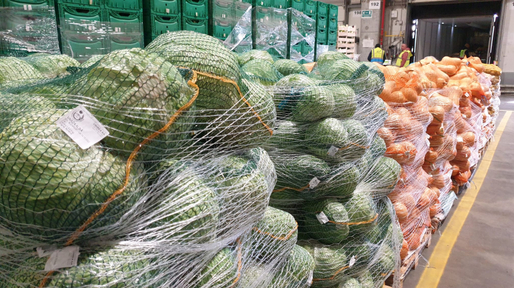 Casa de Comerț Unirea anunță intermedierea a 12 tone de legume de la producători către un mare retailer