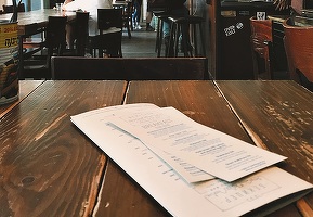Reguli noi în restaurante, începând de mâine. Ce trebuie scris în meniu