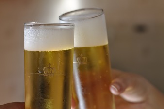 FRF dorește introducerea consumului de bere pe stadioanele din România