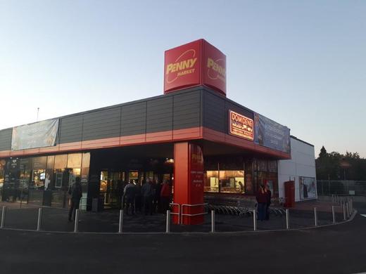 Penny majorează prețurile la anumite produse alimentare 