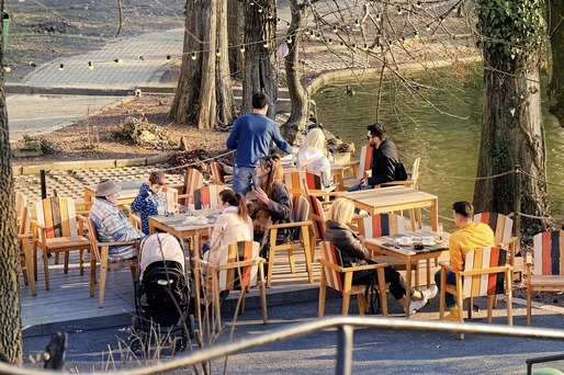 DECIZIE Restaurantele din parcurile Sectorului 1 se vor închide la ora 23.00