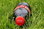 Companiile Coca-Cola, Danone și Nestle sunt acuzate că fac declarații înșelătoare cu privire la recipientele din plastic „100% reciclate”