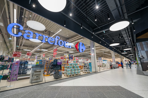 FOTO cora devine Carrefour, rebranding declanșat. Hipermarketuri modernizate de austrieci