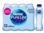 Nestle recunoaște că a recurs la tratamente interzise cu ultraviolete și filtre de carbon activ pentru a menține securitatea apelor sale minerale