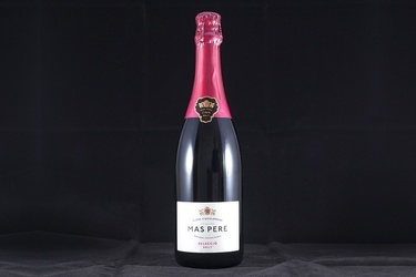 Vinul zilei: o cava care dezvăluie note de patiserie fină, fructe de livadă și accente mineral pământoase care îi oferă un deliciu aparte. Savuros alături de tartine, brânză, nuci, șuncă sau un brunch spectaculos.