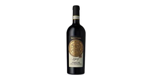 Vinul zilei: un Amarone spectaculos, cu caracter fructat, corpolență medie, cu note de vișine coapte, ciocolată și rodie, care lasă apoi loc aromelor de smochine, tabac de pipă, vanilie și marțipan. Un vin de senzație!