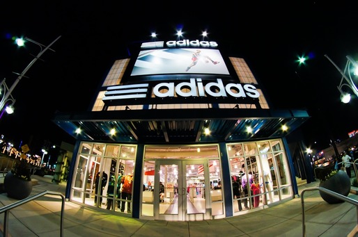 Adidas - pierdere anuală pentru prima oară după mai bine de 30 de ani