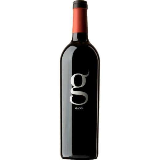 Vinul zilei: un Tempranillo cotat cu 92 puncte Robert Parker, provenit de la o cramă din regiunea Toro, Spania. Dezvăluie note de fructe negre bine coapte, lemn dulce, cuișoare și ceva accente minerale