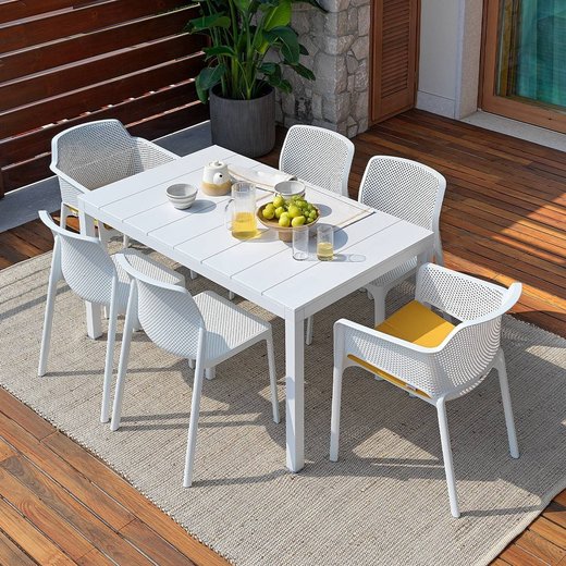 Trenduri în outdoor living: materiale sustenabile si tehnologie integrata la cel mai inalt nivel. Descoperă luxul exterior alături de SensoDays