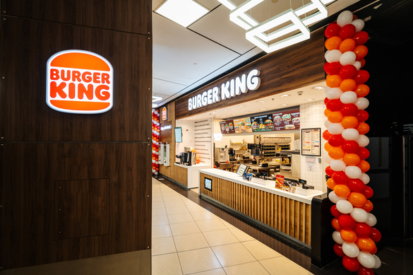 FOTO Burger King, acum cu un nou francizat, continuă extinderea în România
