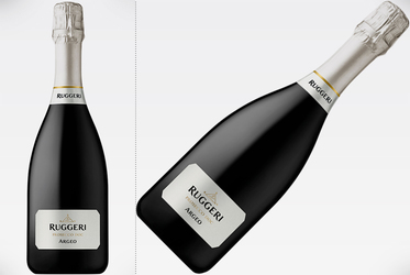 Vinul zilei: un Prosecco de 90 puncte James Suckling, cu perlaj fin și note de flori și fructe. Finalul lung, persistent, dezvăluie arome fructate