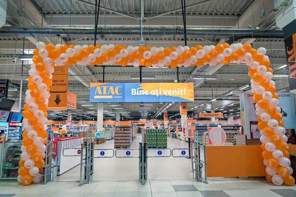 FOTO Auchan extinde în România noul concept de hipermarket