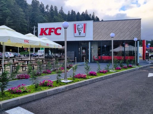 FOTO KFC ajunge în Sinaia