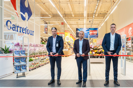 FOTO Carrefour deschide noi hipermarketuri în România, după preluarea cora 