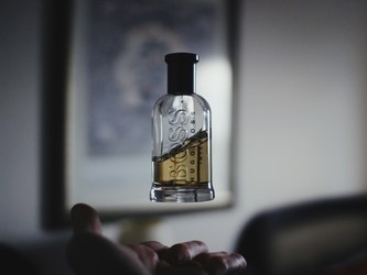 Parfumuri neobișnuite de bărbați – Ce arome de vară puteți alege?
