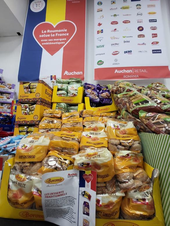 FOTO Auchan oferă francezilor produse emblematice românești în magazinul La Defense din Paris