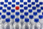 FOTO ANPC a controlat peste 700 de producători, distribuitori sau comercianți de apă minerală naturală sau apă de izvor. Au fost date amenzi de două milioane de lei