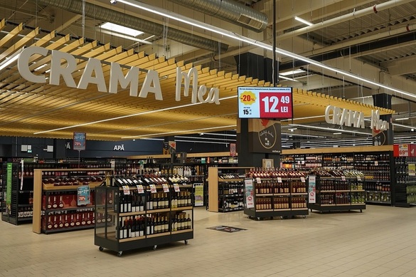 VIDEO&FOTO Auchan extinde în România noul concept de magazin