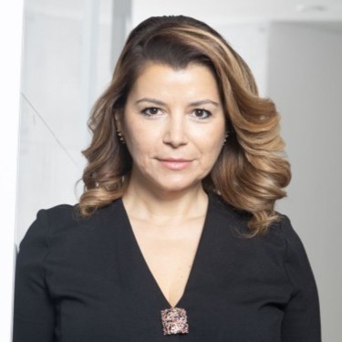 Cristina Andreea Totu, Director Direcția IMM a CEC Bank, vine la Conferința Profit E-commerce