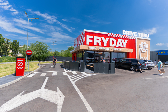 FOTO Fondatorul Fryday, concurent în România cu McDonald’s, KFC și Burger King: Nu există workaround-uri. Ori joci ca ei, ori stai acasă, ori nu te apuci de treaba asta. Jucătorii internaționali sunt prioritizați de mall-uri!