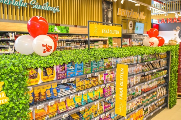 FOTO Auchan deschide un nou supermarket de mari dimensiuni în sudul Capitalei