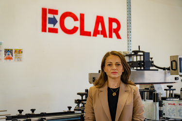 Familia Ungureanu preia controlul asupra distribuției și vânzării produselor Eclar, pe care le și produce