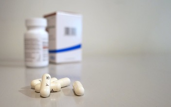 Trump vine acum cu o altă amenințare, care va pune capăt deceniilor de comerț cu medicamente la prețuri reduse
