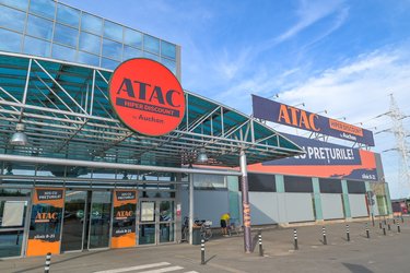 FOTO Auchan a adus în București noul concept de hipermarket ATAC