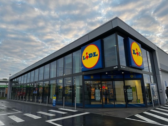EXCLUSIV Lidl accelerează în România. Magazinele vor fi amplasate și în anumite blocuri și clădiri - Irina Mușan, membru în Consiliul de Conducere Lidl: România rămâne o piață locală cu potențial