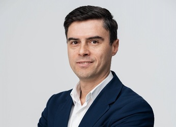 evoMag se extinde în afara României prin cel mai important marketplace din Grecia