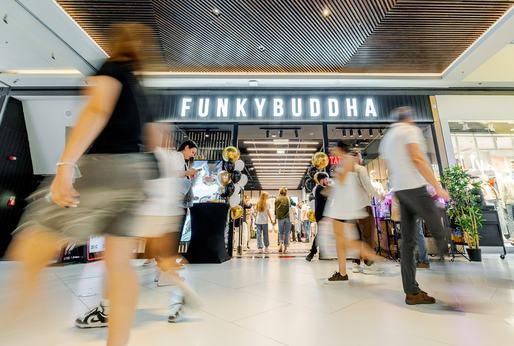 FOTO Altex-ul grecesc, care a adus în România rețeaua de magazine Funky Buddha, lansează magazinul online dedicat pieței locale