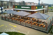 McDonald’s accelerează și depășește o nouă bornă de afaceri în România